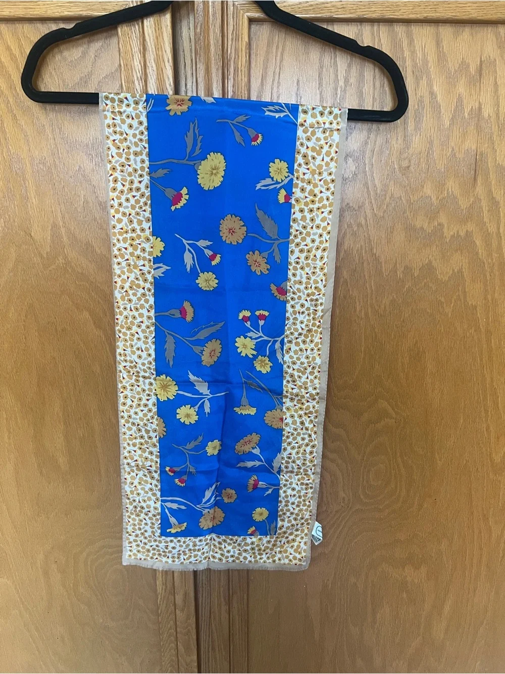 Vtg Adrienne Vittadini scarves set of 3